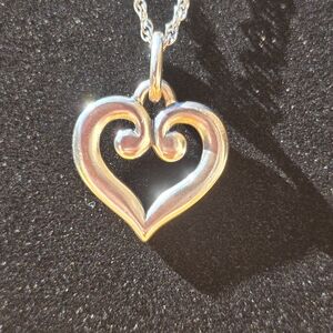 James Avery Retired Scrolled Heart Pendant Necklace